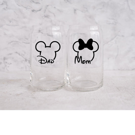 Disney mom and Disney dad beer can glass set , mom beer can glass, mothers day gift for new mom, mama iced coffee glass, new mom gift, mom gift from husband, gifts for her,