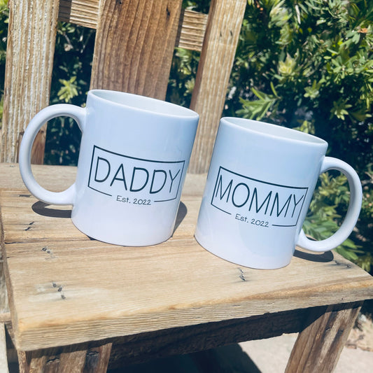 Mommy and Daddy Est coffee cup set, new mommy coffee mug, new daddy coffee mug, new parents gift, new mom mug, christmas gift for mom