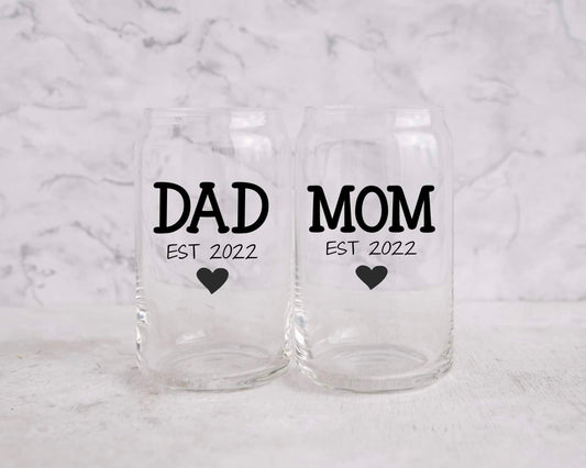 Mom and Dad Est, new parents gift for couples, mom iced coffee cup, dad beer glass, mothers day gift for new mom, new dad gift,